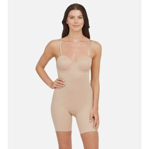 ASSETS SPANX Flawless Finish Strapless Sz Small NWT Cupped Midthigh Bodysuit